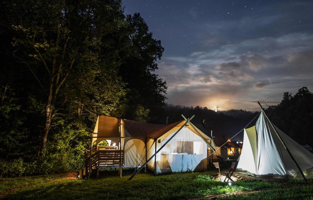 Under Canvas Great Smoky Mountains Hotel พิเจนฟอร์จ ภายนอก รูปภาพ